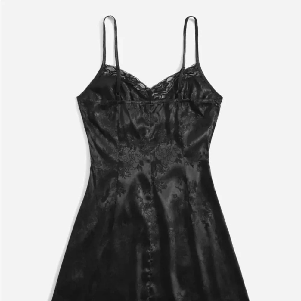 NWOT Lace Trim Satin Dress - Picture 3 of 3